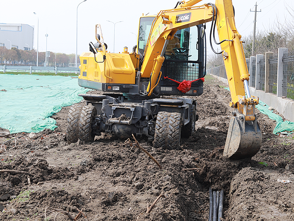 80挖掘机 80挖掘机