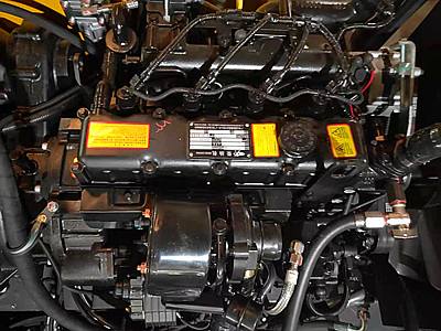 80轮式挖掘机图片 80轮式挖掘机图片