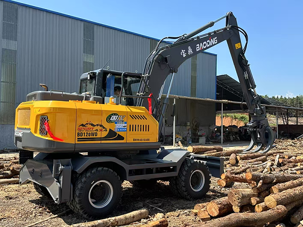 宝鼎120WD轮式抓木机