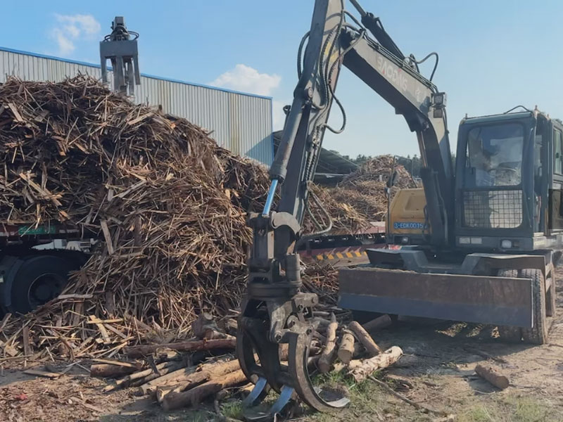 宝鼎抓木机：山地作业的可靠伙伴