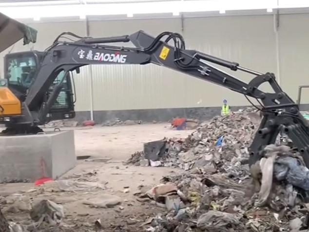 宝鼎电动抓装机