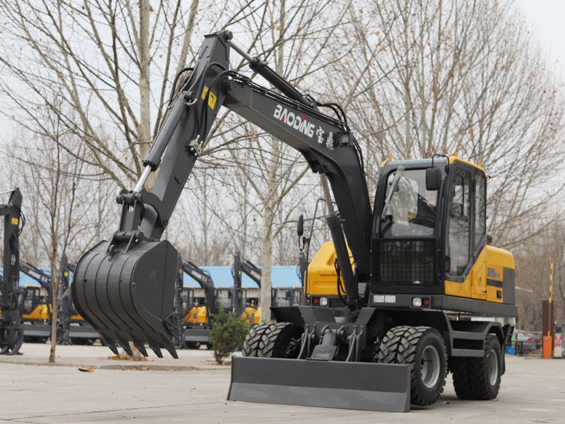 宝鼎轮式挖掘机