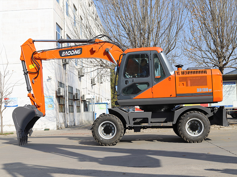 宝鼎150轮式挖掘机