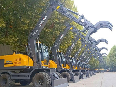 教你据售后服务来选择抓木机厂家