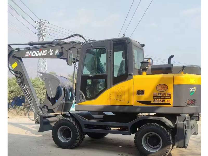 宝鼎国产挖掘机：高性价比的选择