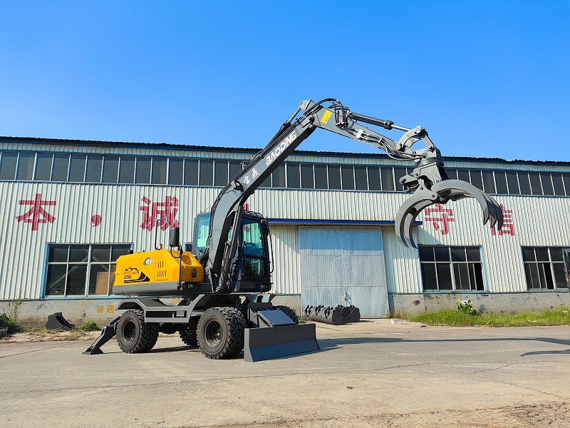 轮式抓木机已取代传统的人工作业