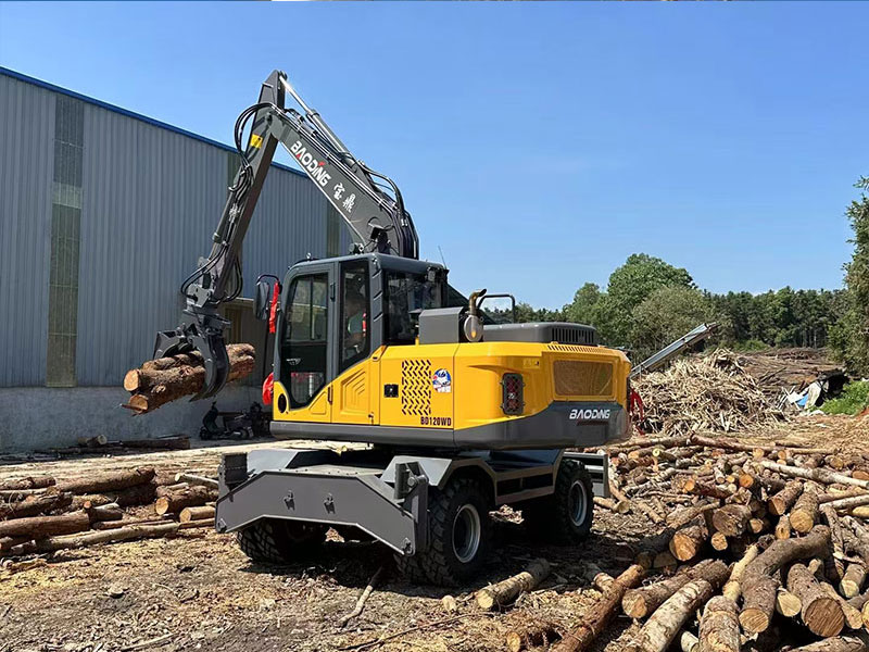 山地作业专家，宝鼎BD120WD轮式抓木机