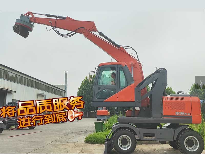 宝鼎轮式抓钢机，金属处理厂的全场景作业