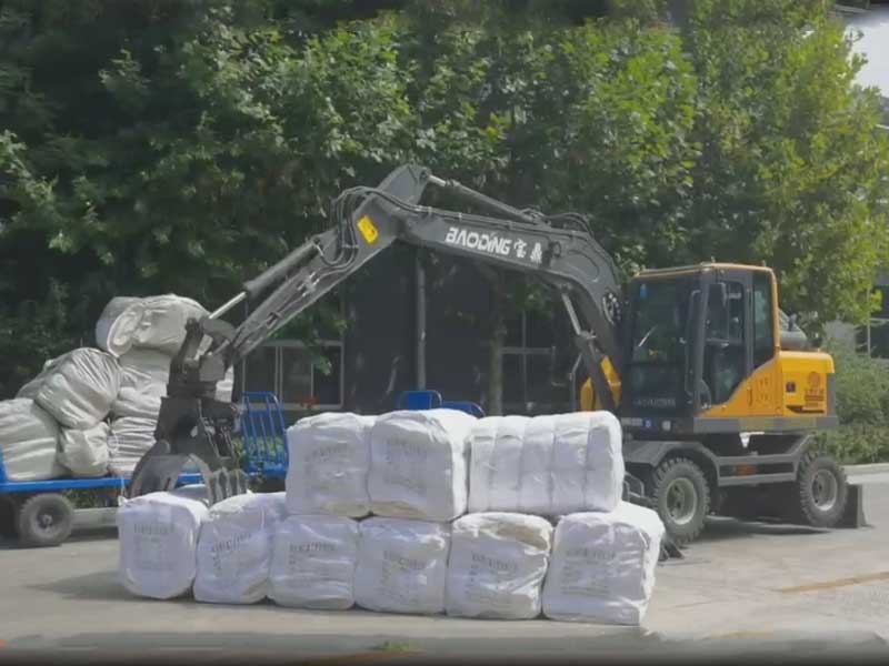 传统到智能，宝鼎抓布机引领纺织制造趋势