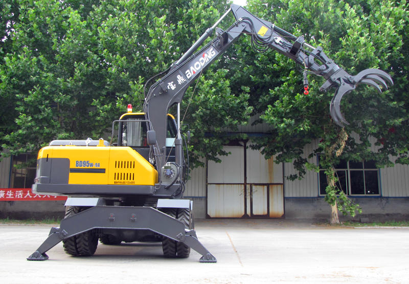 95轮式抓木机