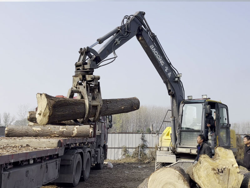 宝鼎BD120WD梅花抓抓木机介绍