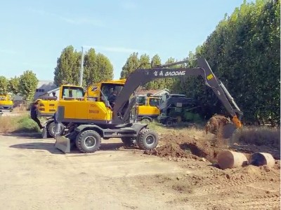 100以上型号轮式挖掘机