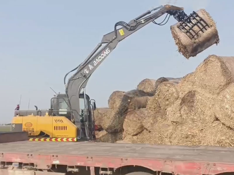 宝鼎轮式抓草机