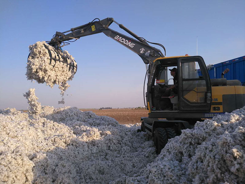 向多功能应用转化的宝鼎抓木机