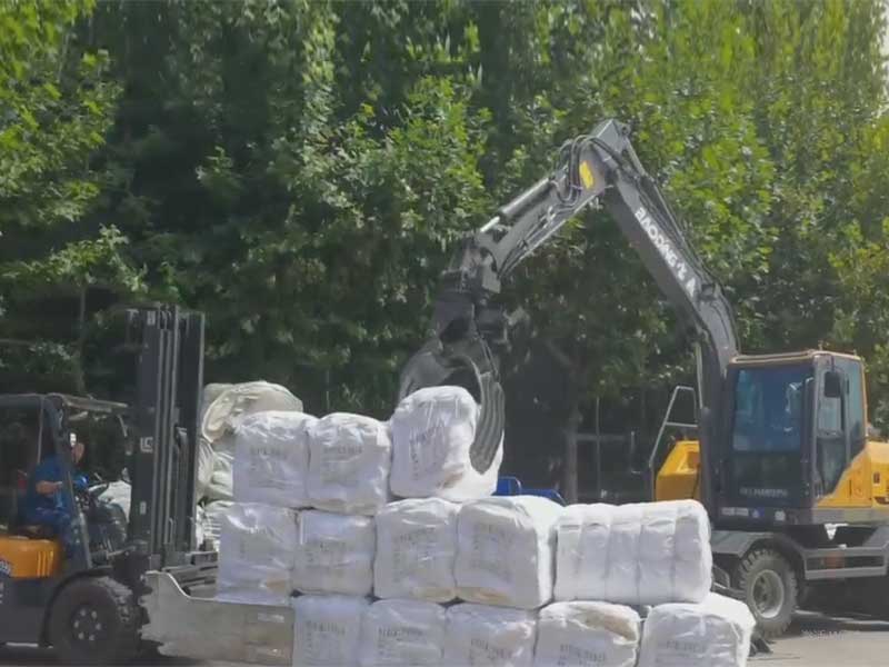 宝鼎抓包机，专用于易损物料抓取的设备