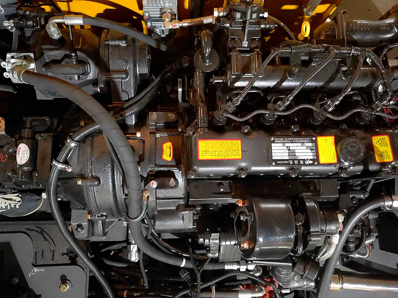 BD95W轮式抓木机 95抓木机62.5千瓦发动机