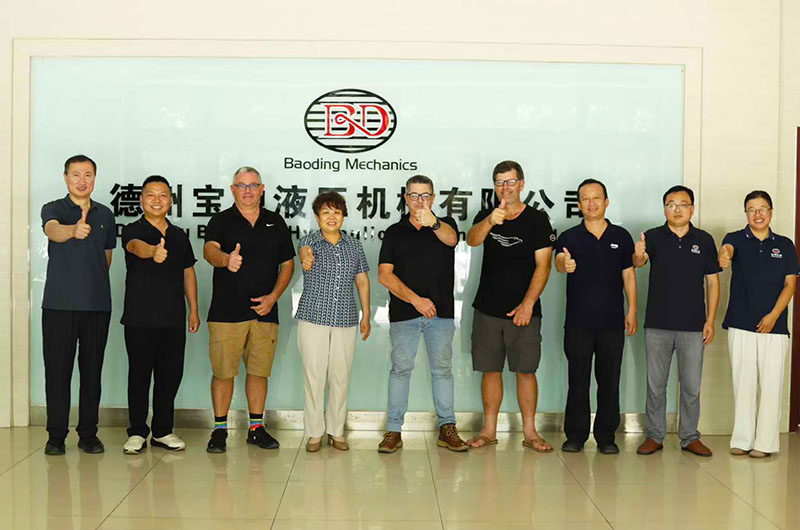 南非客户来宝鼎机械参观