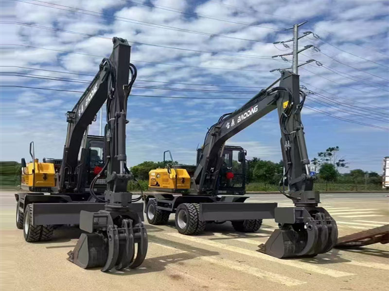 宝鼎125plus抓木机