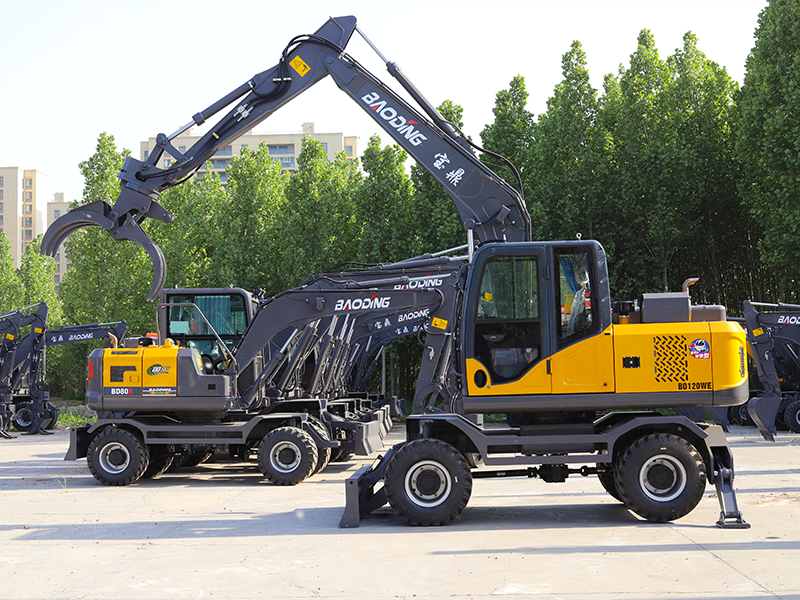 宝鼎120WE轮式抓木机