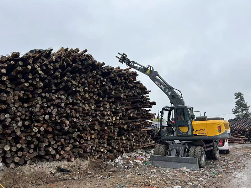 宝鼎抓木机，提升效率与安全的装卸利