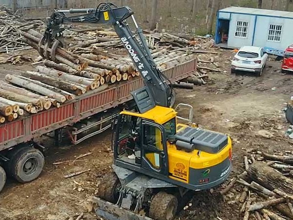 宝鼎95H与95B夹木机，选谁稳