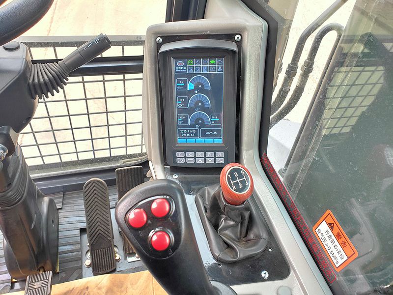 105轮式挖掘机型号