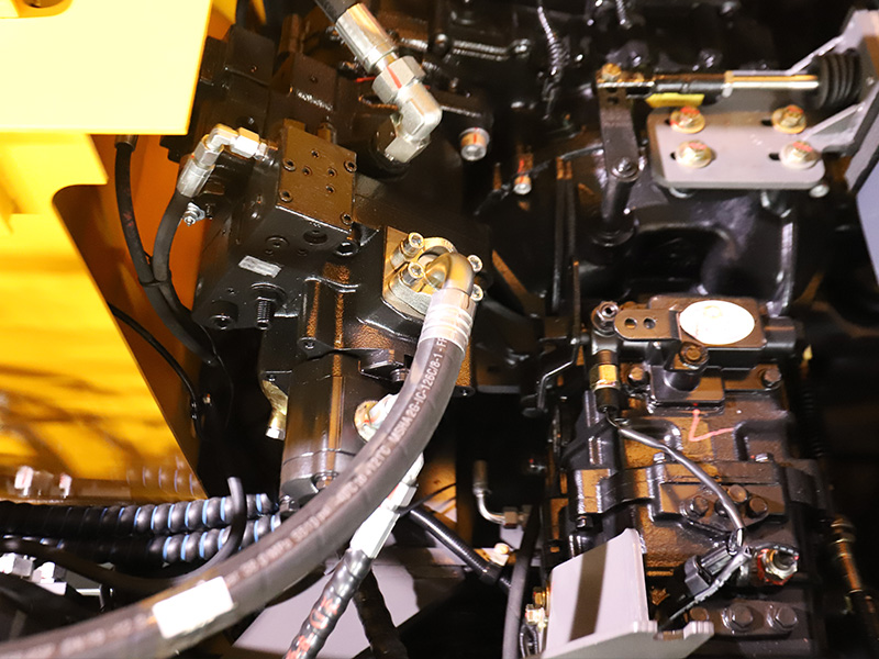 宝鼎110H抓木机液压系统