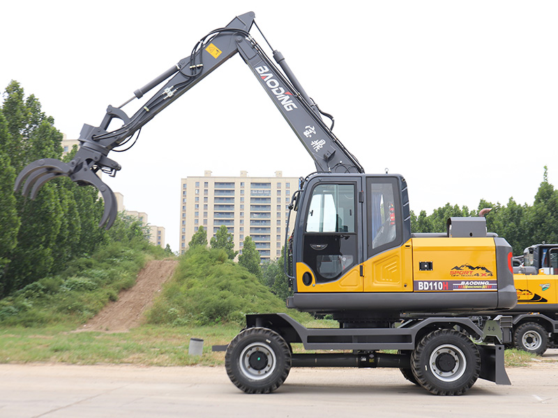 宝鼎110H抓木机车架